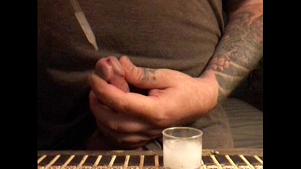 injecting friends cum in my pisshole