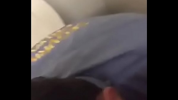 Vigilante chupando pene