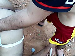Novinho na orgia no mato