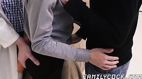 Petite boy barebacked and spitroasted in taboo threesome