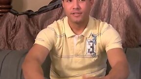 Straight guy gets head