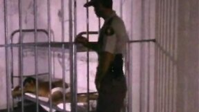 Prison sex threesome sizzles