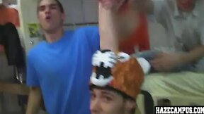 Straight guys go gay – scene 3