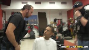 White hunks fucks coalblack thug at the barbershop and sperm on his face!