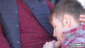 Just a good ass stuffing with two twinks