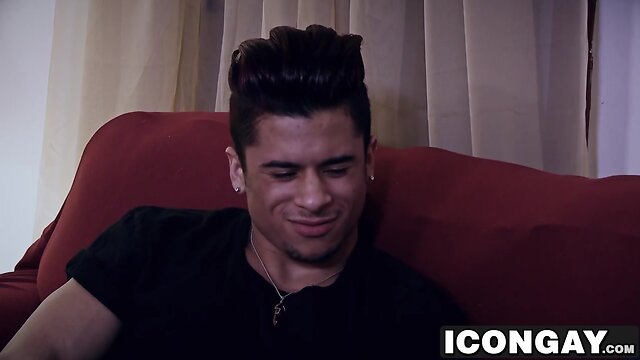 Armond Rizzo fucked deeply by big cock mature Billy Santoro