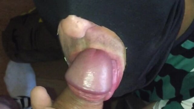 Homemade: slave sucking my big cock