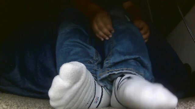 White socks to bear soles plus some orange play hehe