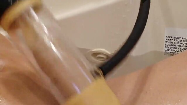 Venus 2000 in the bathtub